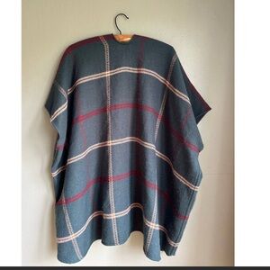 Ann Taylor Loft Womens Sweater Cape Open Front Plaid Arm Holes Gray‎ One Size